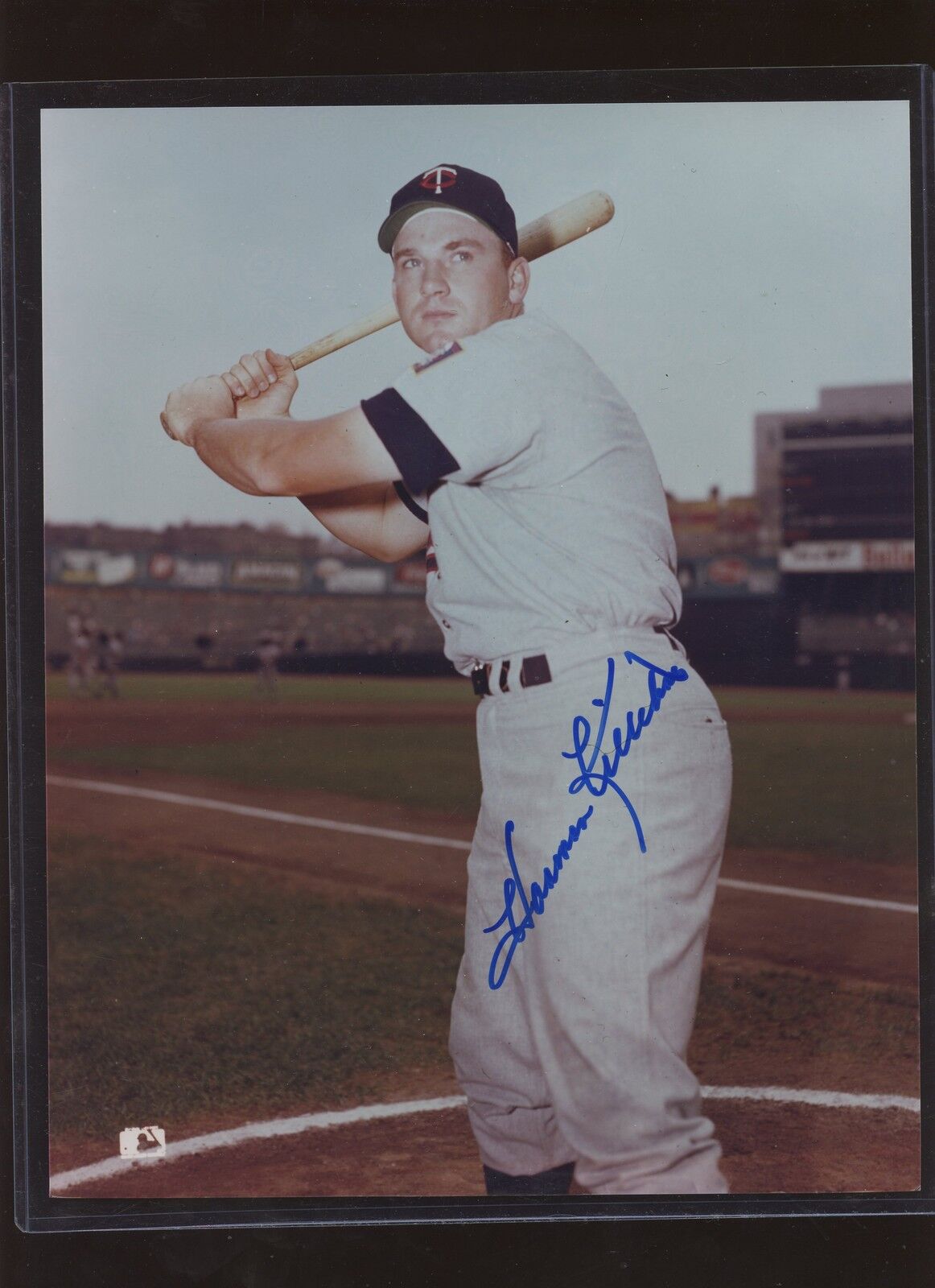 Harmon Killebrew Twins Batting Stance Autographed  8 X 10 Photo Hologram