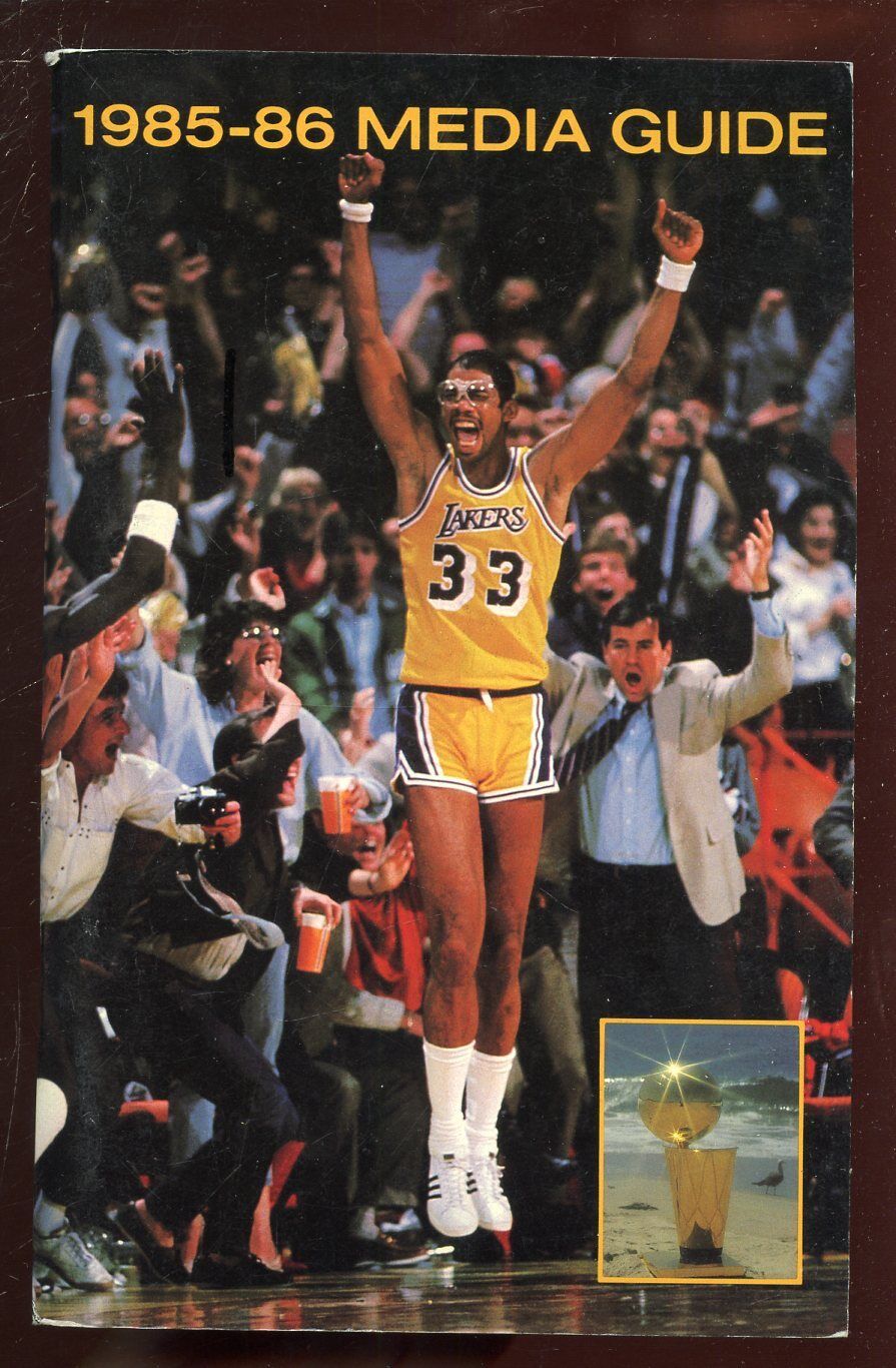 1985/1986 NBA Basketball Los Angles Lakers Media Guide EXMT