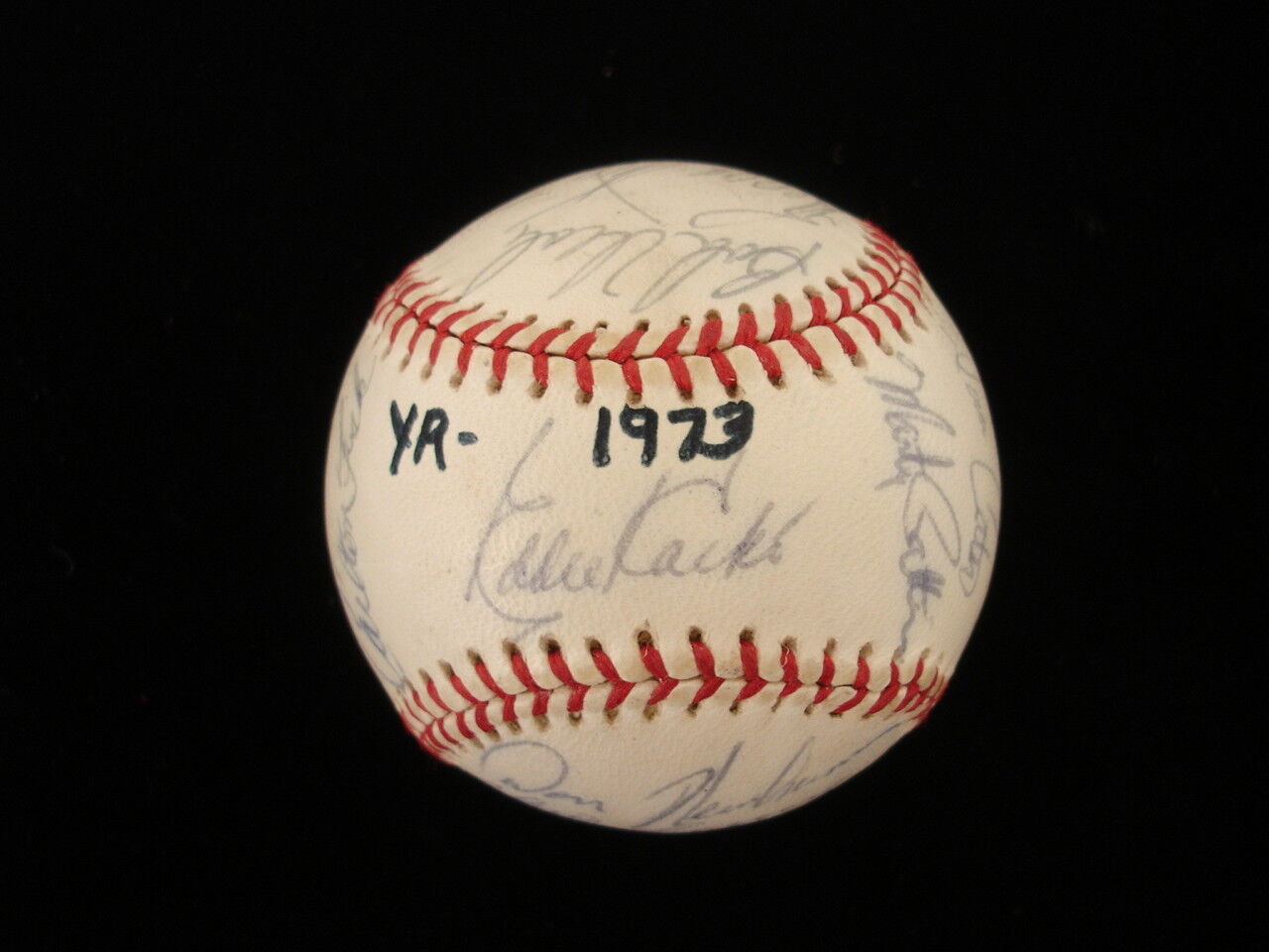 1973 Boston Red Sox Team Autographed AL Baseball - 25 Signatures 