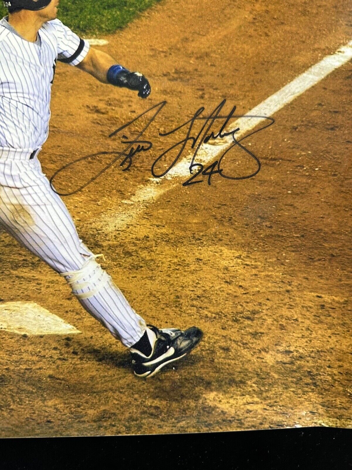 Tino Martinez #24 New York Yankees SIGNED 11x14 Color Action Photo w/ hologram