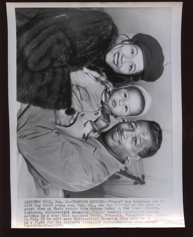 Original 1951 Sugar Ray Robinson Wife & Jr. Wire Photo