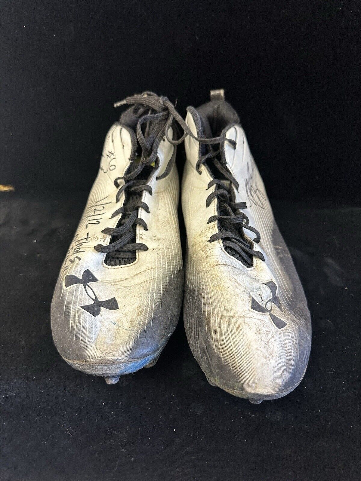 Jan 2 2012 Melvin Ingram #6 South Carolina DUAL SIGNED GAME USED Football Cleats