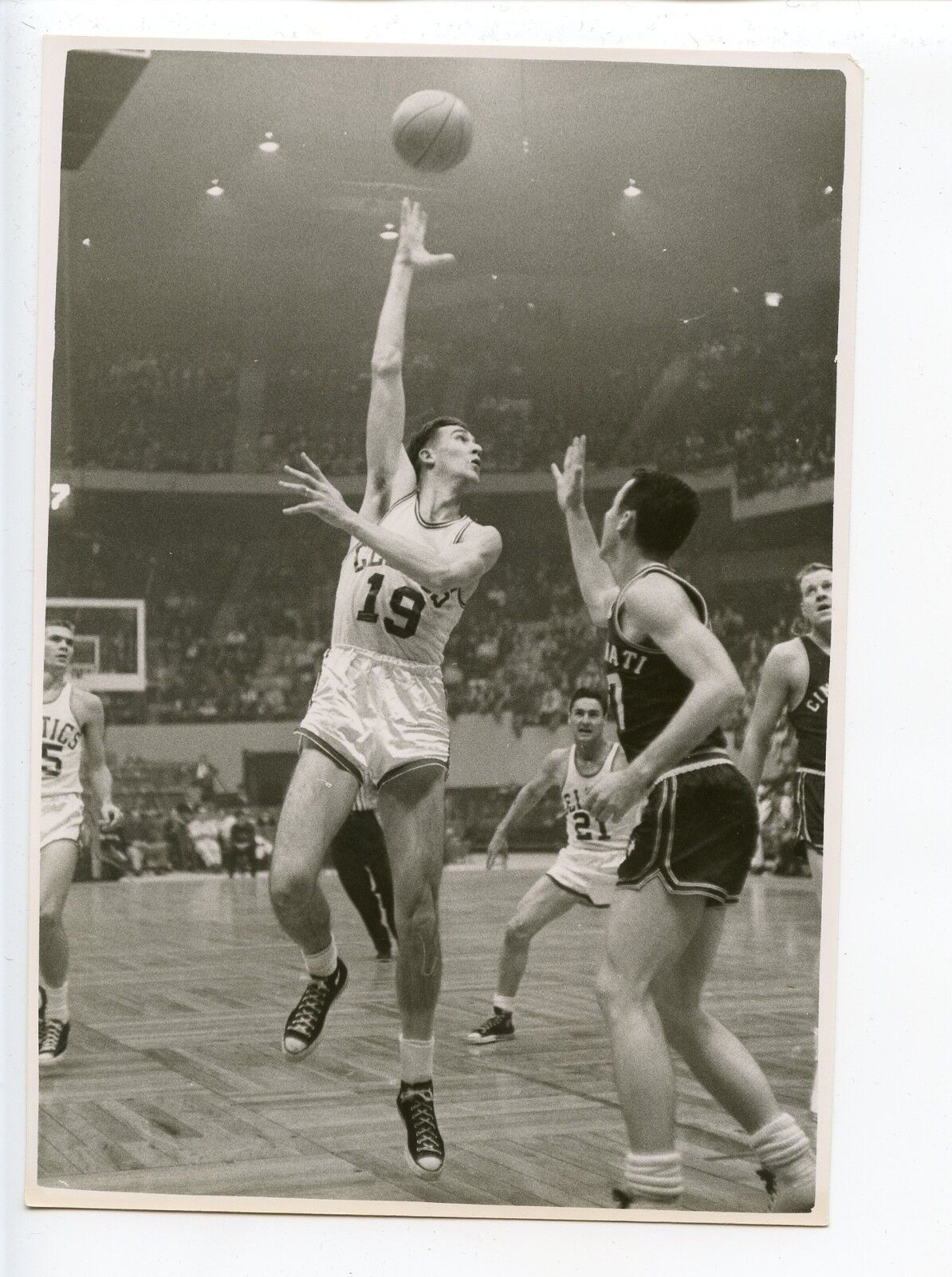 Arnie Risen Boston Celtics 6 X 8 1/2 Photo