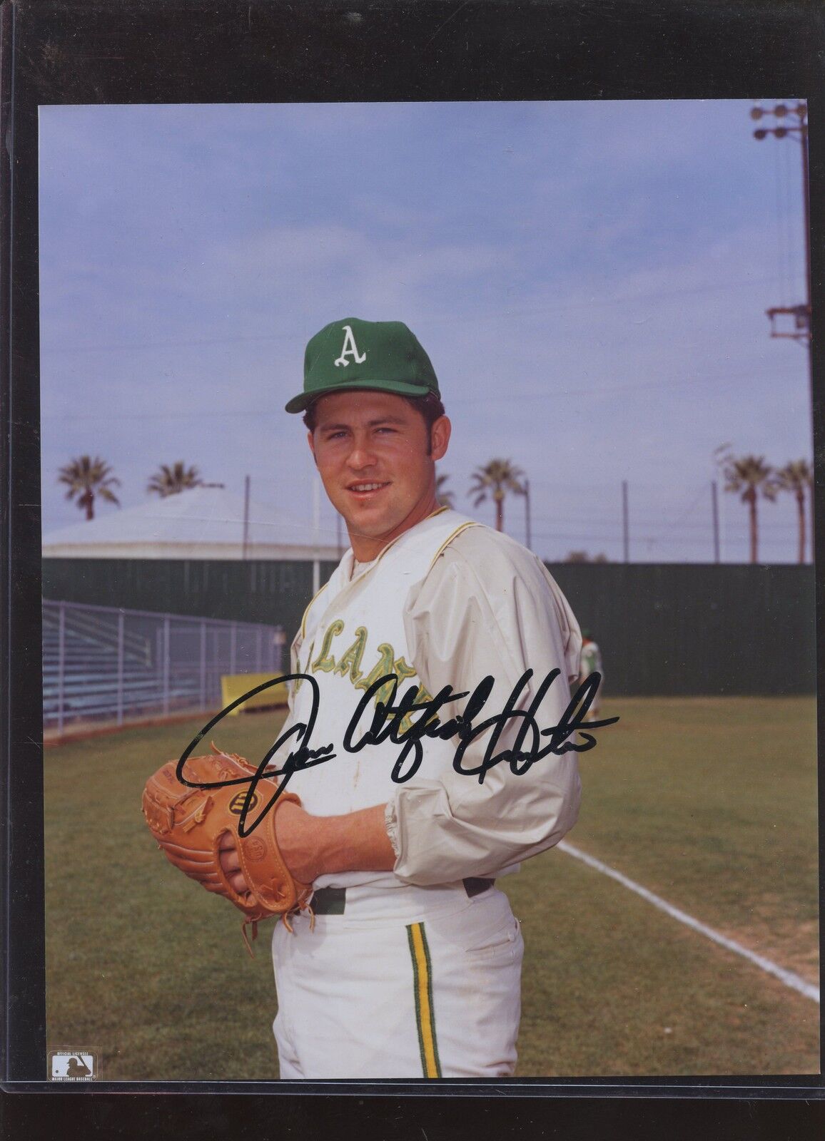 Catfish Hunter Oakland A's Autographed 8 X 10 Photo Hologram