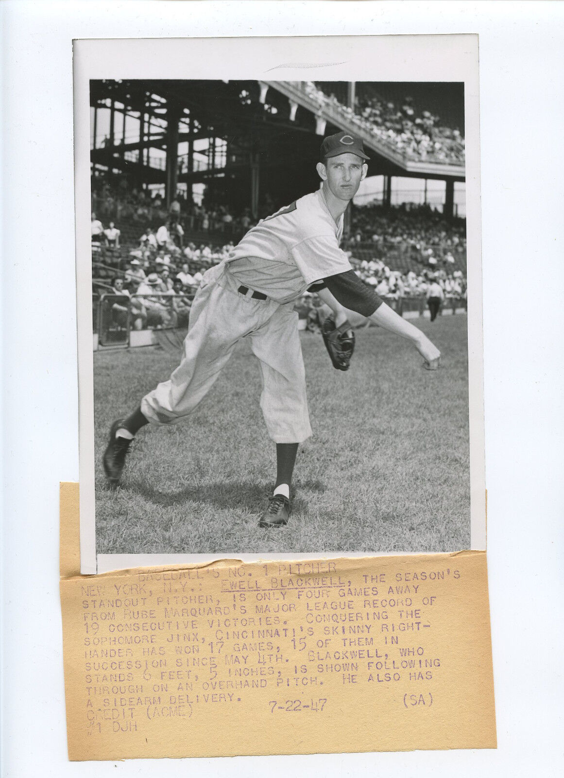 Original July 22 1947 Ewell Blackwell Cincinnati Reds 6 X 8 Wire Photo