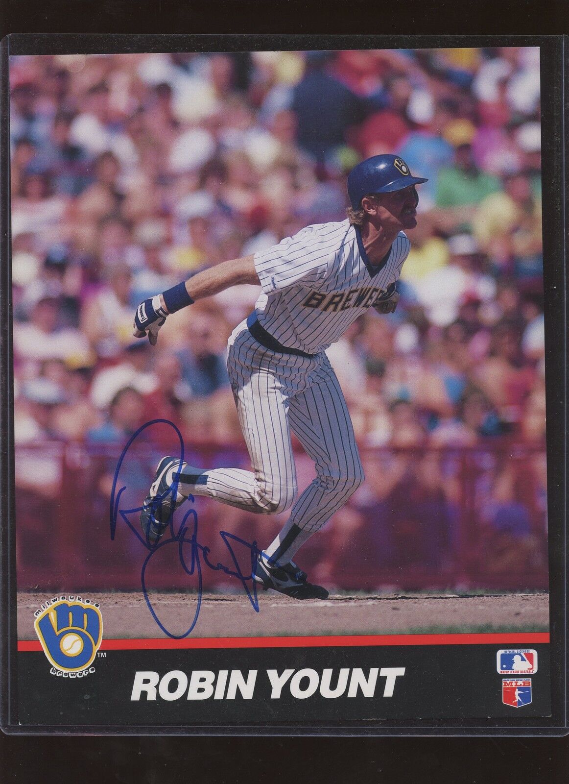 Robin Yount Milwaukee Brewers Autographed  8 X 10 Photo Hologram