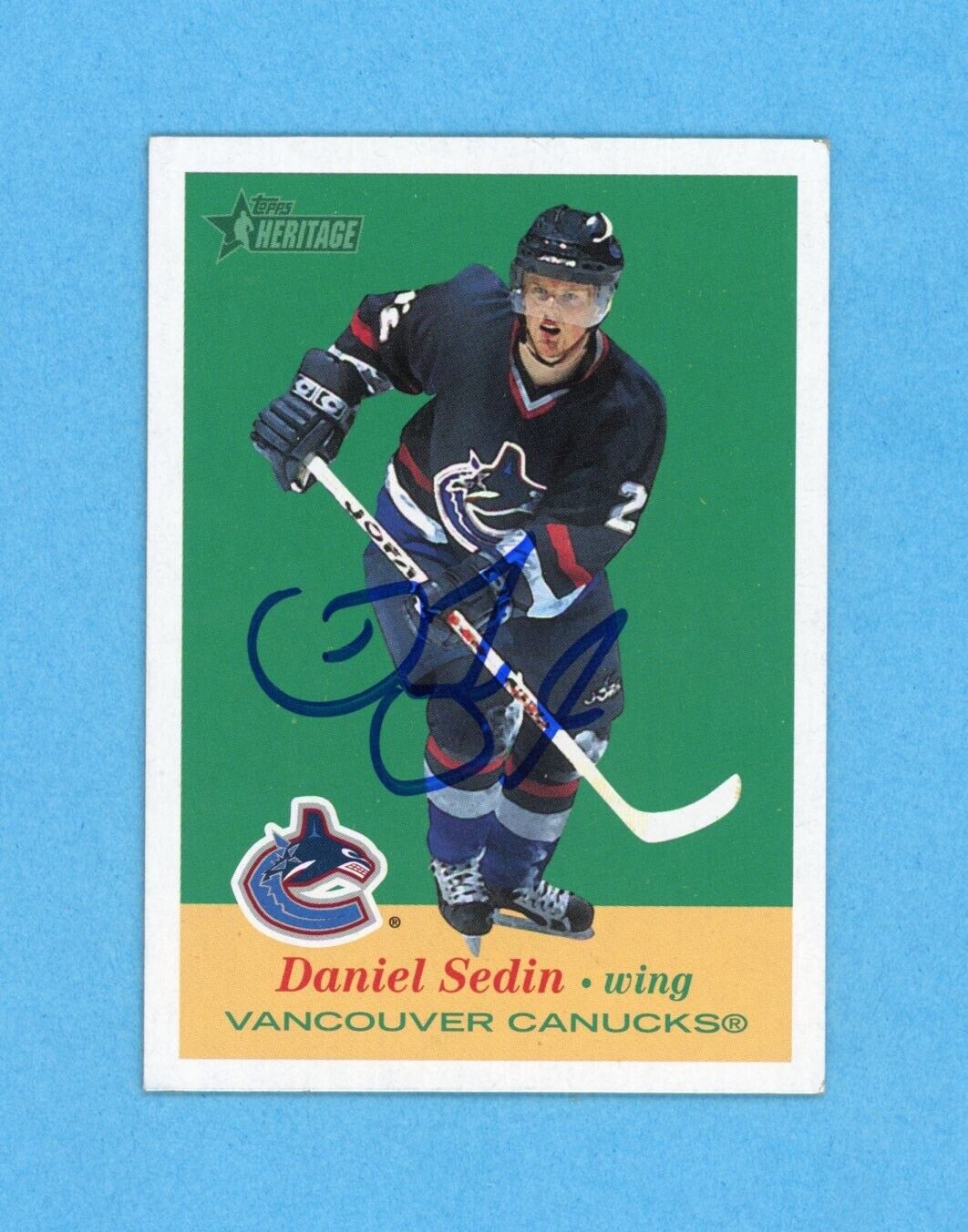 Daniel Sedin Signed 2001 Topps Heritage Card #48 • Auto w B&E Hologram