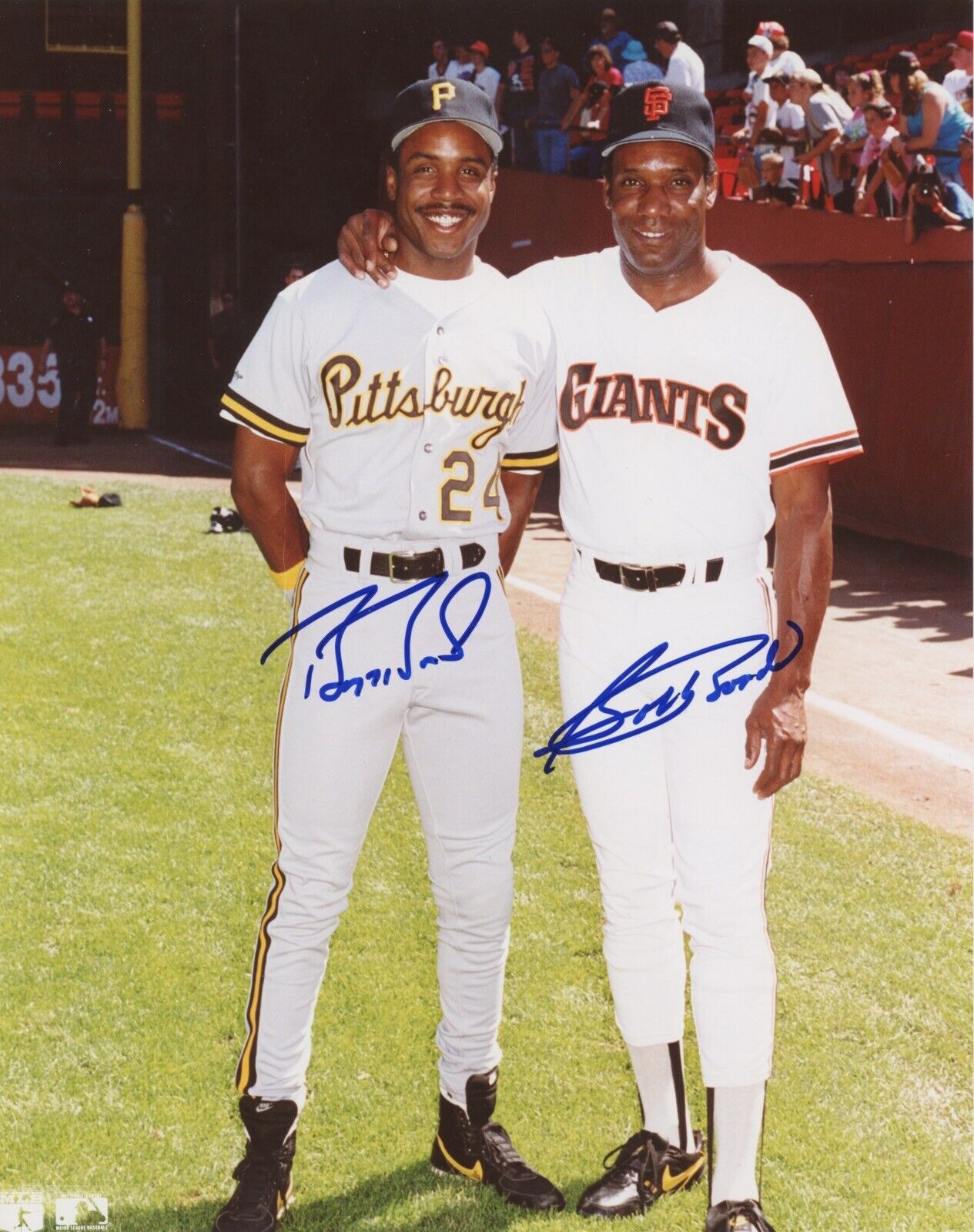 Barry and Bobby Bonds Signed 8x10 Photo Auto with B&E Hologram