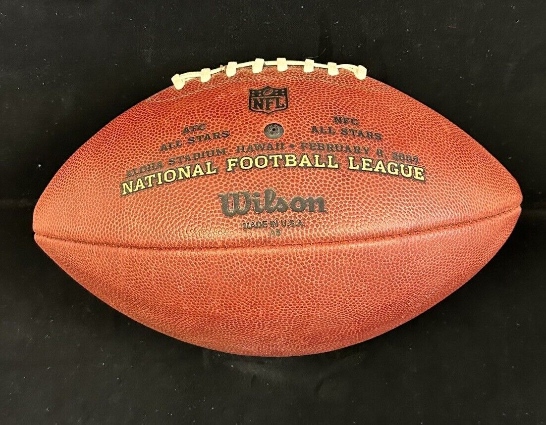 2009 Hawaii PRO BOWL NFL GAME USED Larry Fitzgerald (MVP) Touchdown Football