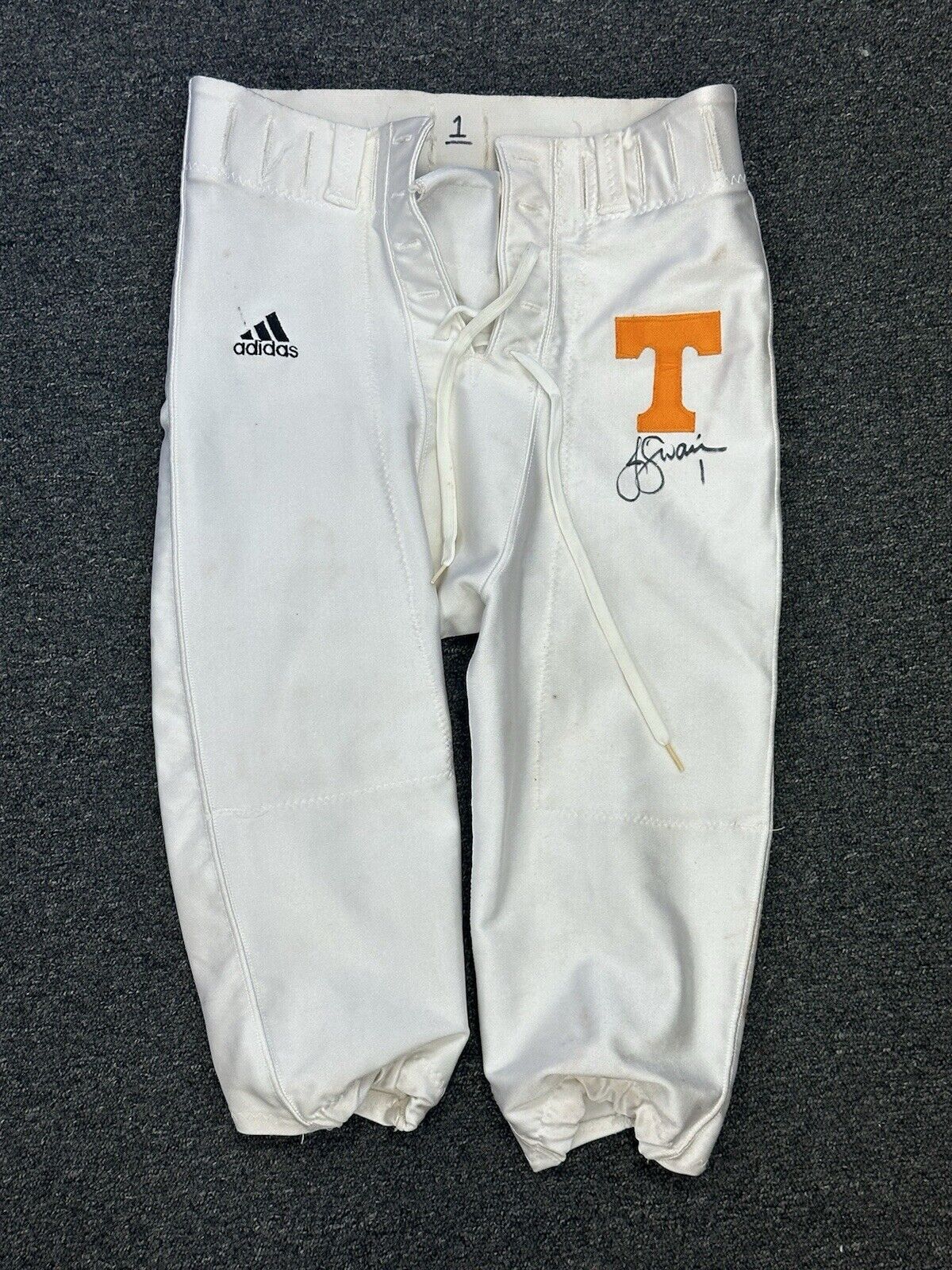 2003-06 Jayson Swain #1 Tennessee SIGNED GAME USED NCAA College Football Pants