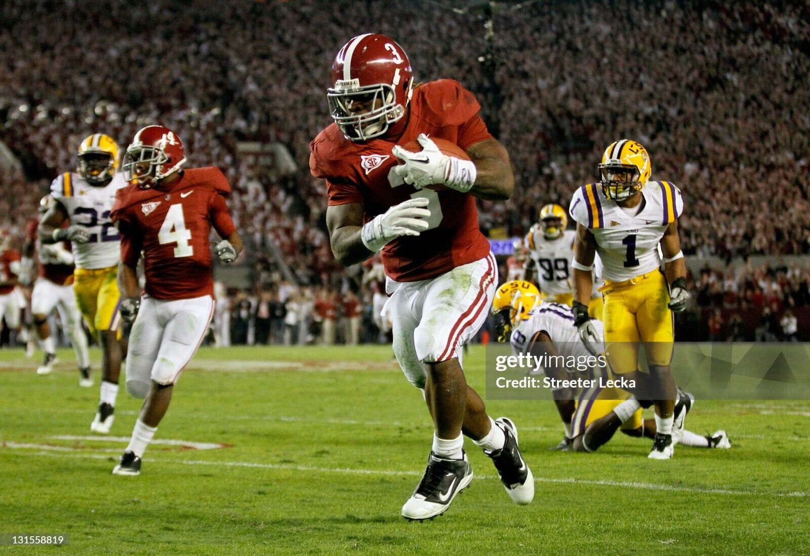 2009-11 Trent Richardson Alabama Roll Tide DUAL SIGNED GAME USED Football Cleats