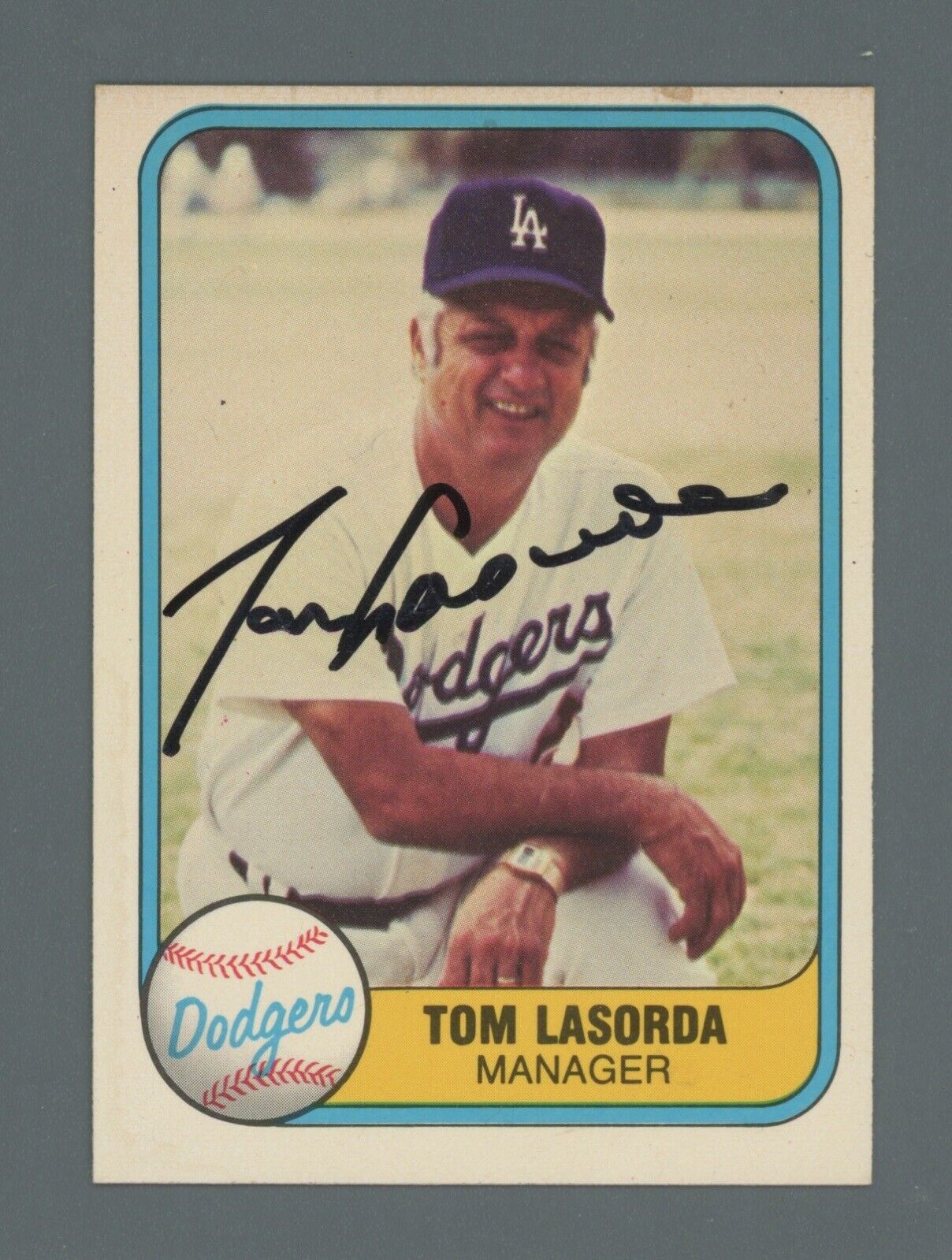 Tom Lasorda LA Dodgers Signed 1981 Fleer Card #116 Auto with B&E Hologram