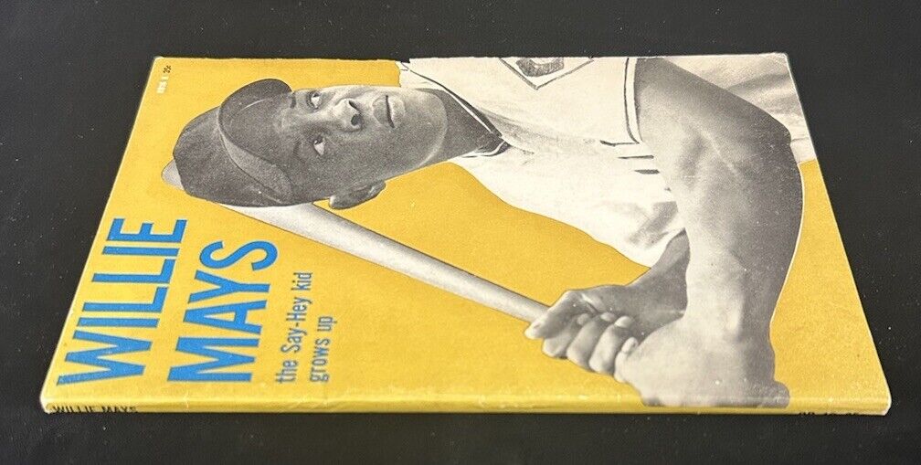 1960 Willie Mays The Sey-Hey Kid Grows Up Paperback Publication - EX