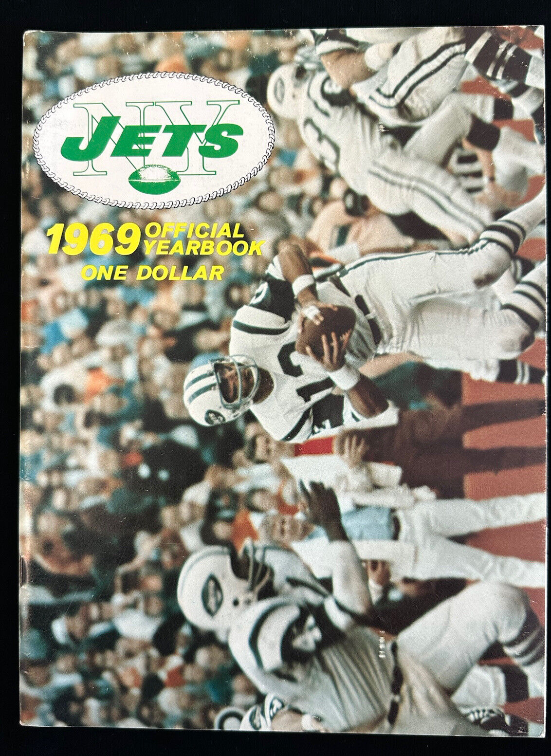 1969 New York Jets Official Football Yearbook - Joe Namath cover - EX