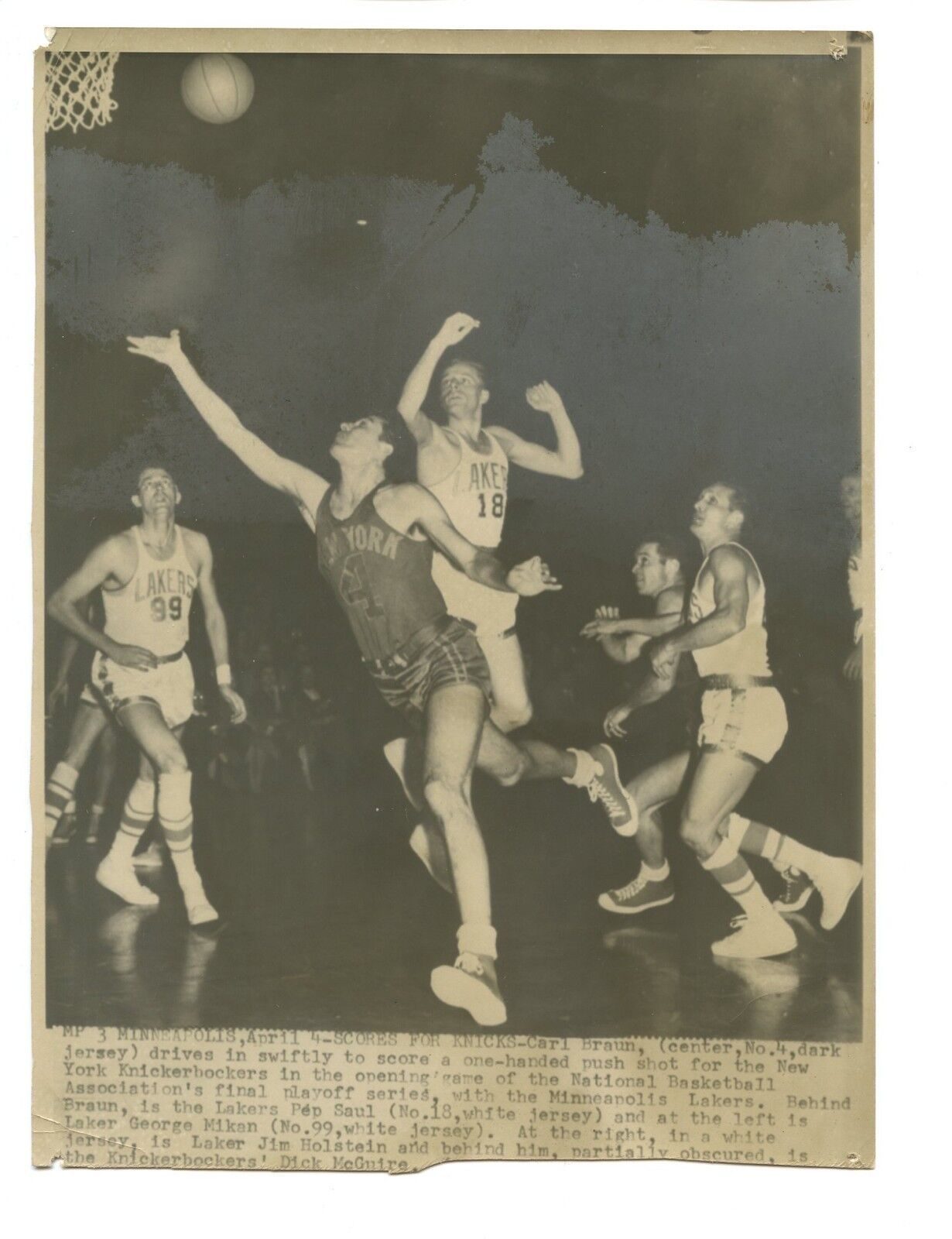 Vintage April 4th Carl Braun New York Knicks NBA Finals 5 1/2 X 7 1/2 Wire Photo