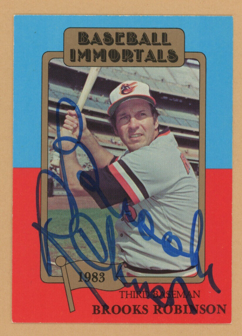 Brooks Robinson Signed 1983 Baseball Immortals Card #181 Auto w B&E Hologram