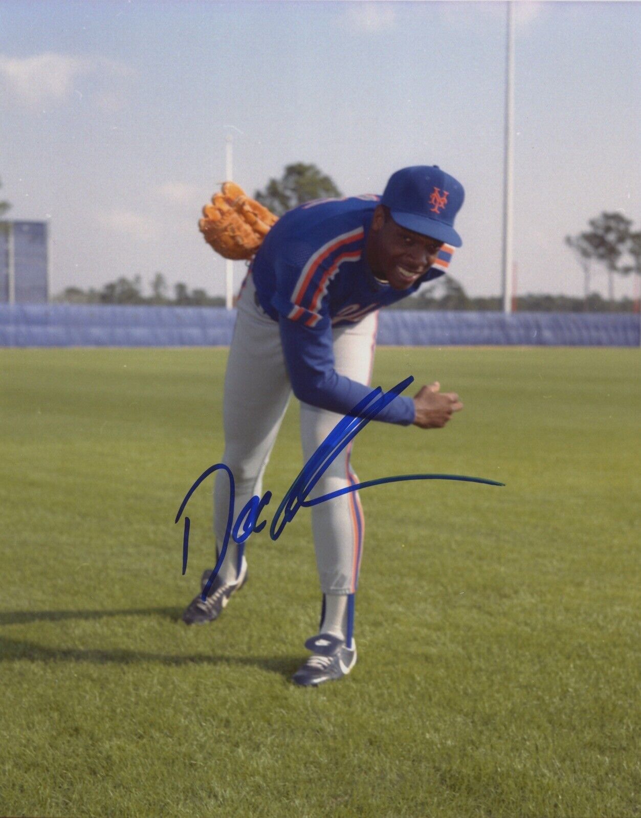 Lot of 19 Dwight "Doc" Gooden NY Mets Signed 8x10 Photos Autos w B&E Hologram