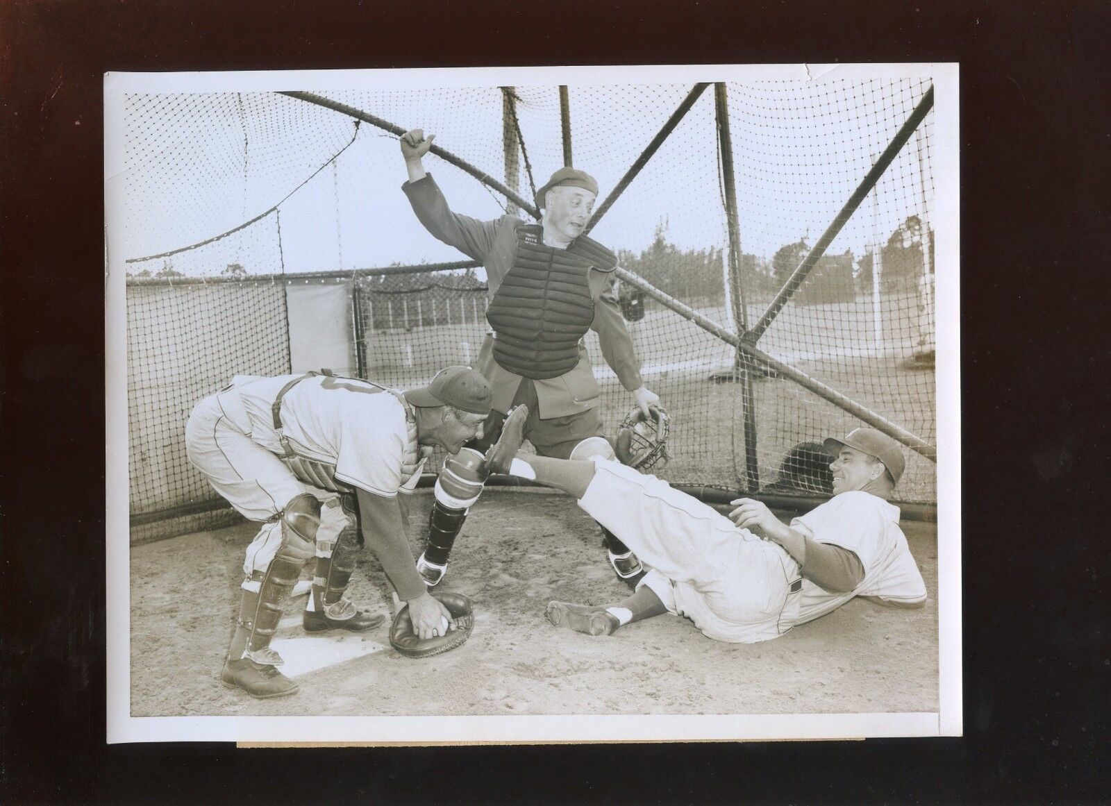 March 6 1955 Pee Wee Reese Rube Walker Brooklyn Training Camp 7 X 9 Wire Photo