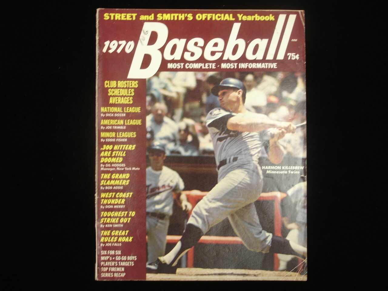 1970 Street & Smith's Official Baseball Yearbook - Harmon Killebrew Cover