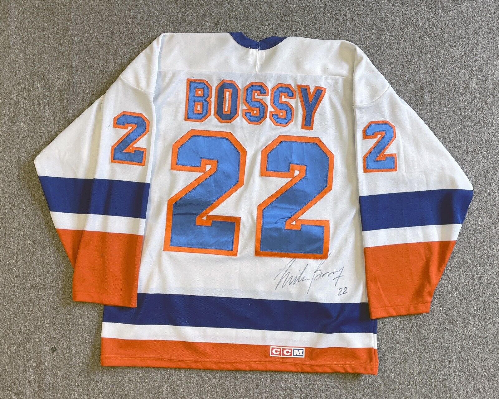 Mike Bossy Signed New York Islanders Sewn On Replica Jersey Auto with B&E Hologr