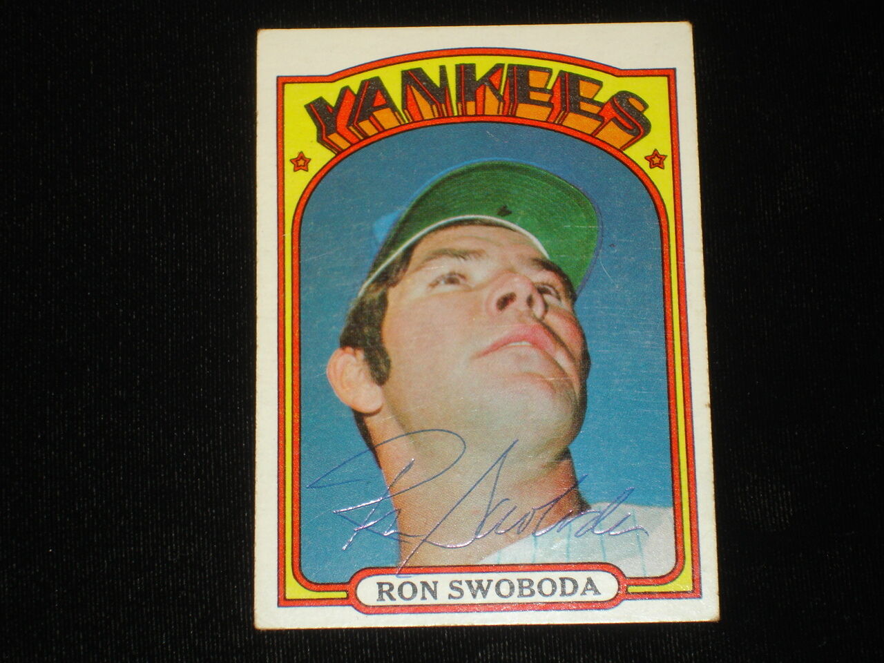 1972 Topps Ron Swoboda NY Yankees Signed Baseball Card - Card #8 - EX