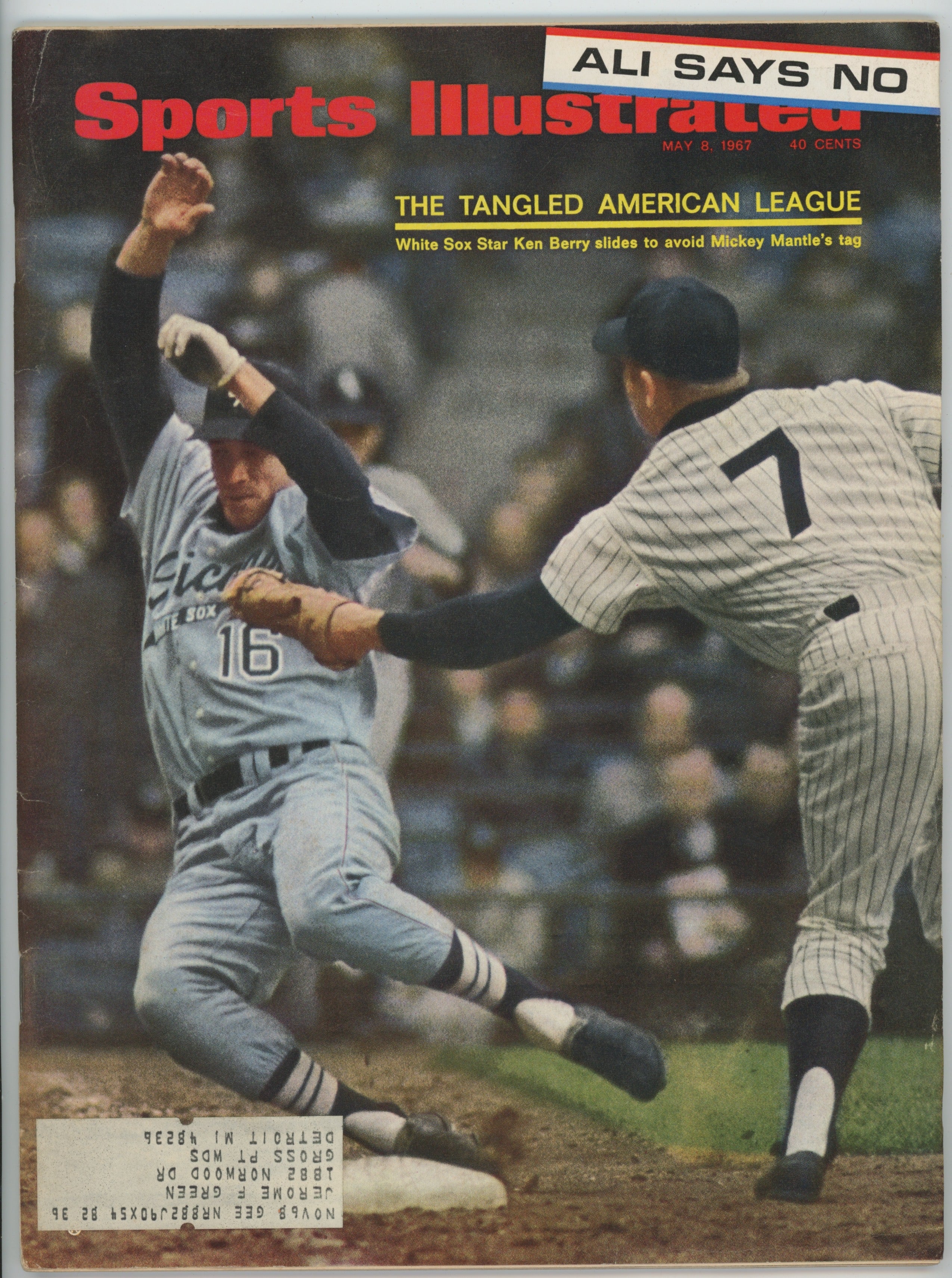 The Tangled American League - Action Shot with Mickey Mantle 5/8/67 EX ML