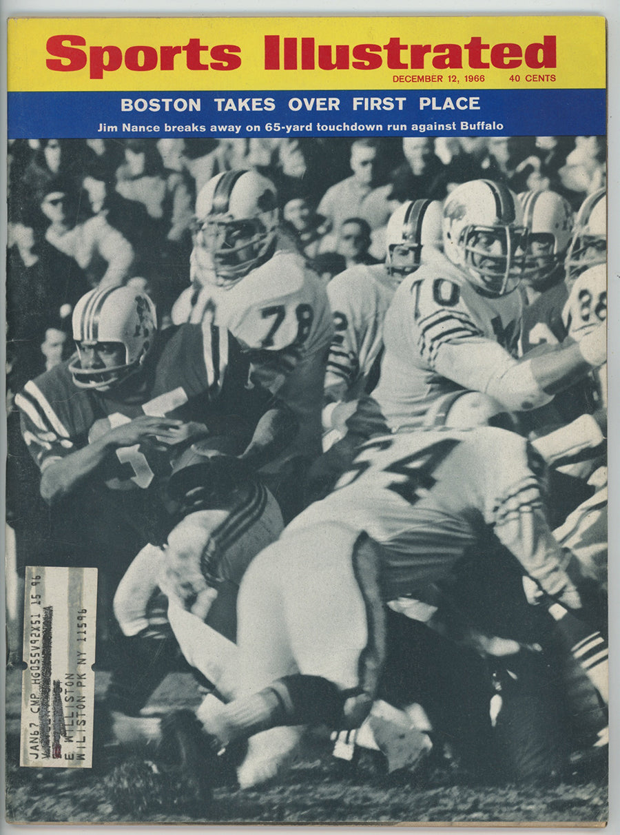 Boston Patriots “Boston Takes Over First Place” 12/12/66 EX ML