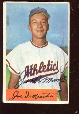 1954 Bowman Baseball Card #147 Joe DeMaestri Autographed