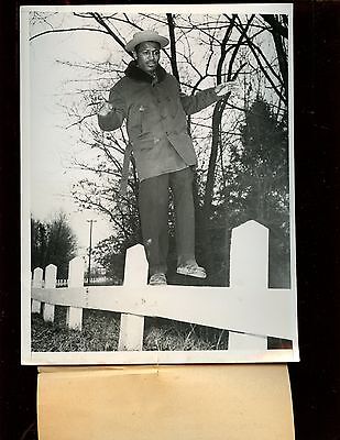 Original 1955 Sugar Ray Robinson Boxing 7″ X 9″ Wire Photo