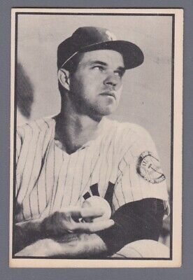 1953 Bowman Black & White #25 Johnny Sain New York Yankees Baseball Card EX