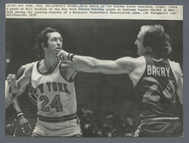 Classic Rick Barry Punches Bill Bradley Knicks Original 75 8x10 Press Wire Photo