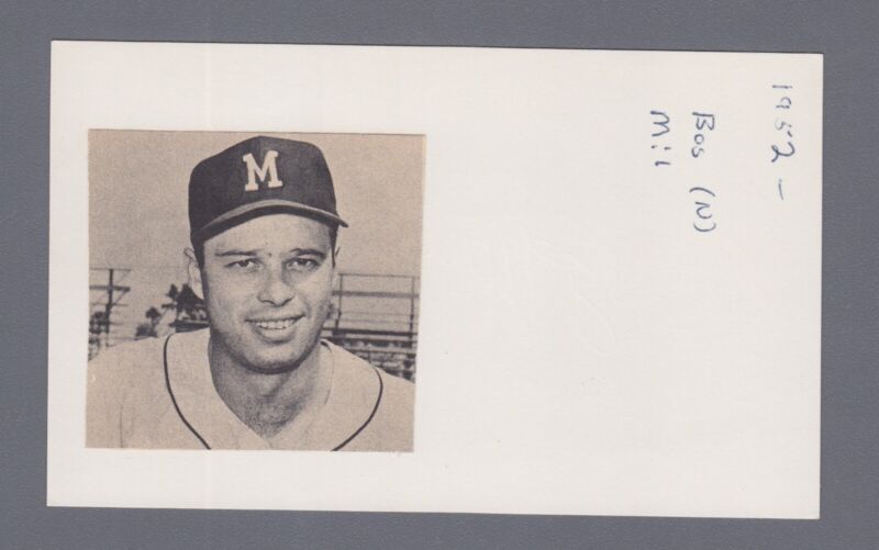 Eddie Mathews Signed Index Card with B&E Hologram