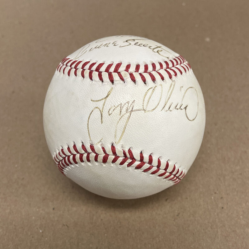 Tony Oliva Signed OAL Baseball Inscribed to Tony in Spanish with B&E Hologram