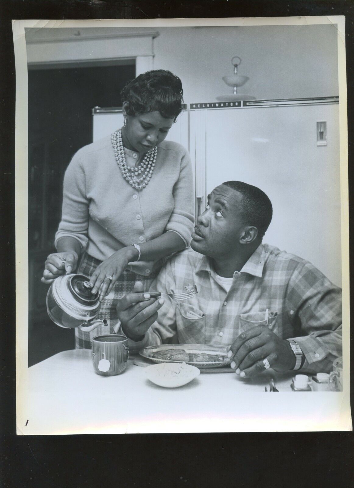 Original Feb 8 1962 Sonny Liston & Wife Boxing 8 X 10 Wire Photo