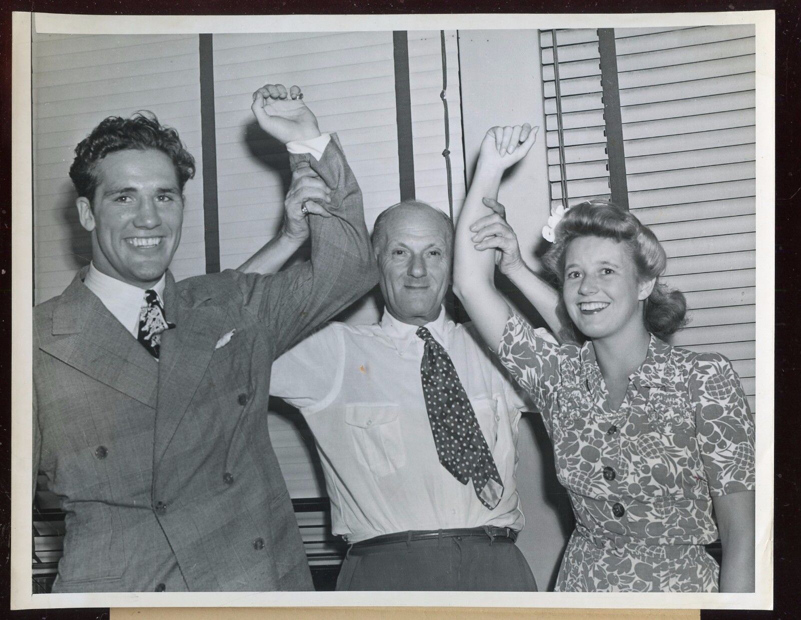 Original July 8 1941 Billy Conn Wife & Mike Jacobs 7 X 9 Boxing Wire Photo