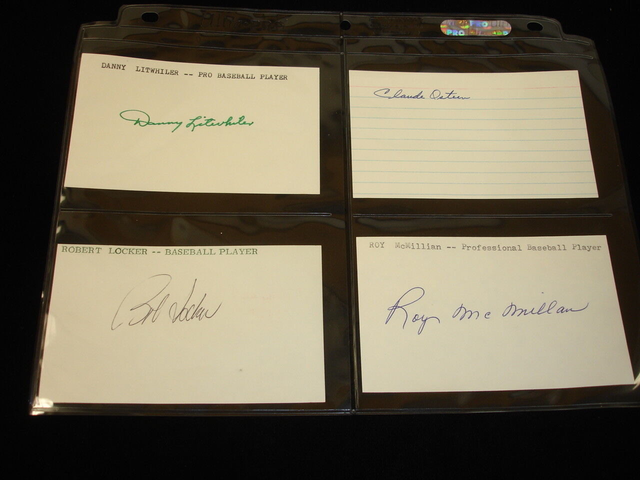 Lot of 30 Different MLB Baseball Players Signed 3x5 Unlined Index Cards