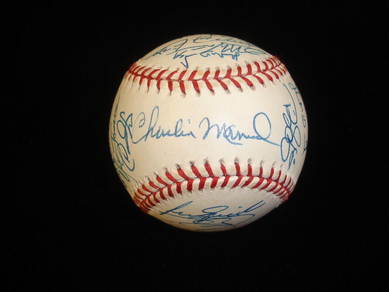 2000 Cleveland Indians Team Signed Official ML Baseball 28 sigs